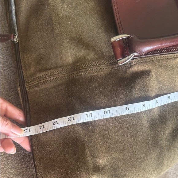 A. Giannetti Elegant Duffel Bag 🧳 - Picture 16 of 17